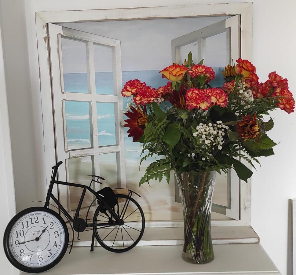 Bienvenue Appart Lumineux Avec Ascenseur Et Vue Sur La Mer Corralejo Ngoại thất bức ảnh